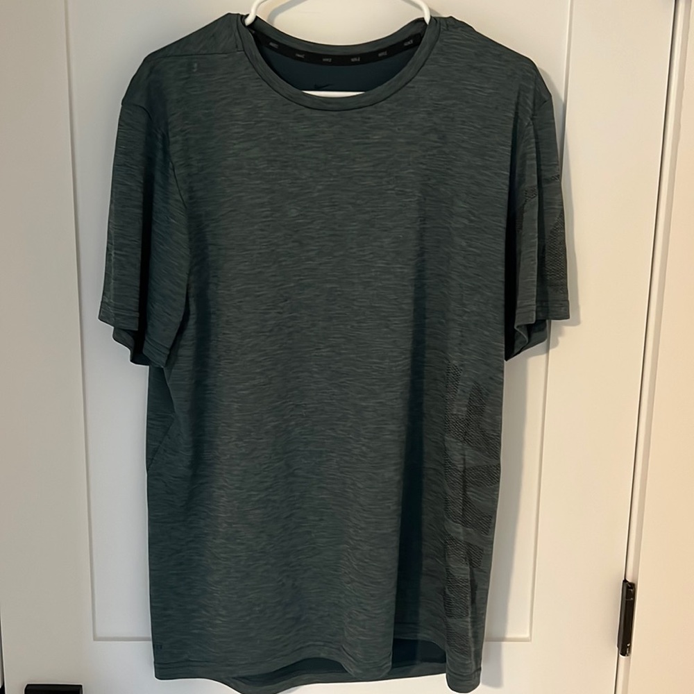 Men’s Nike Short Sleeve Dri-Fit T Shirt - Dark Green, Large